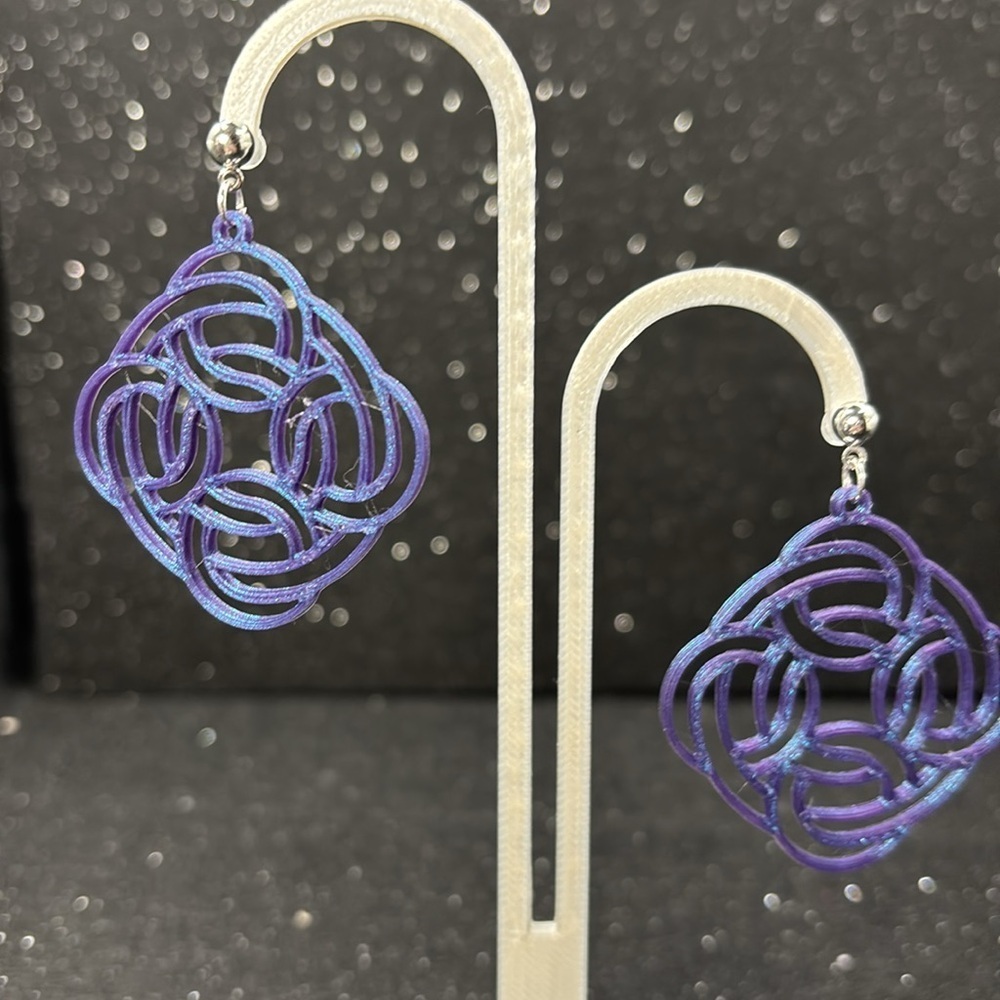 Blue and Purple Color Shift Geometric Earrings - Picture 5 of 5